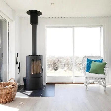 In Lokken With Kitchen Holiday home *